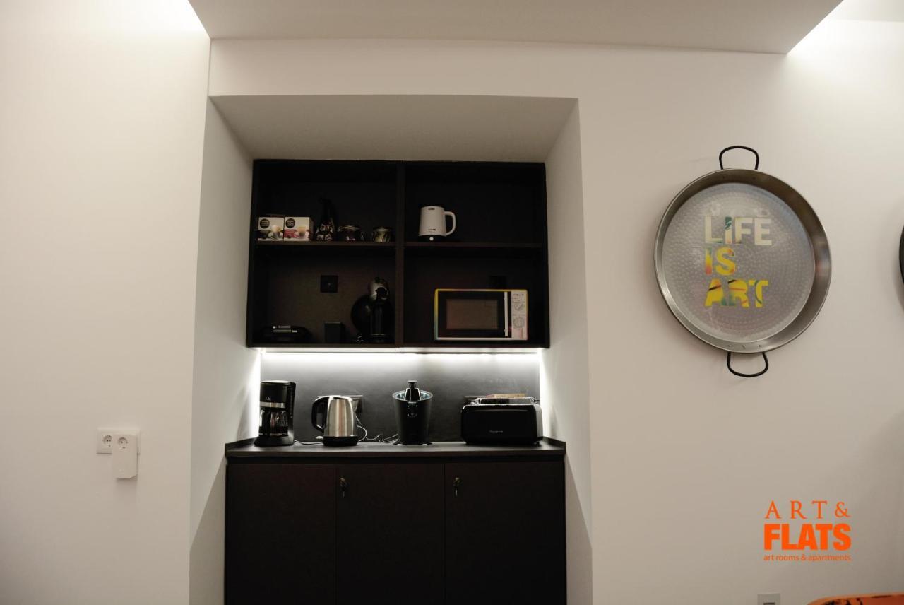 Art&Flats Hostel Walencja Zewnętrze zdjęcie