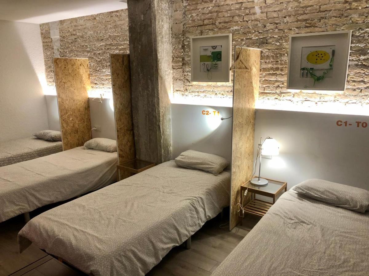 Art&Flats Hostel Walencja Zewnętrze zdjęcie