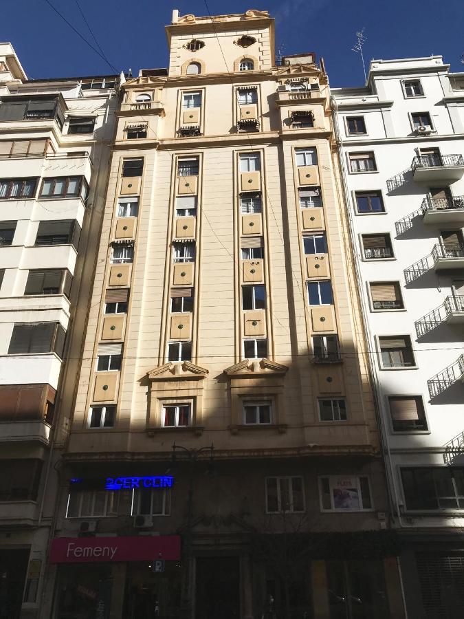 Art&Flats Hostel Walencja Zewnętrze zdjęcie