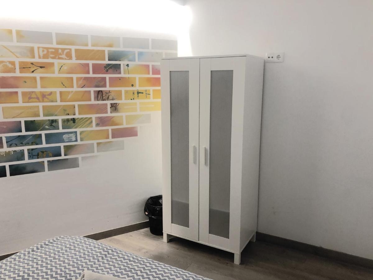 Art&Flats Hostel Walencja Zewnętrze zdjęcie